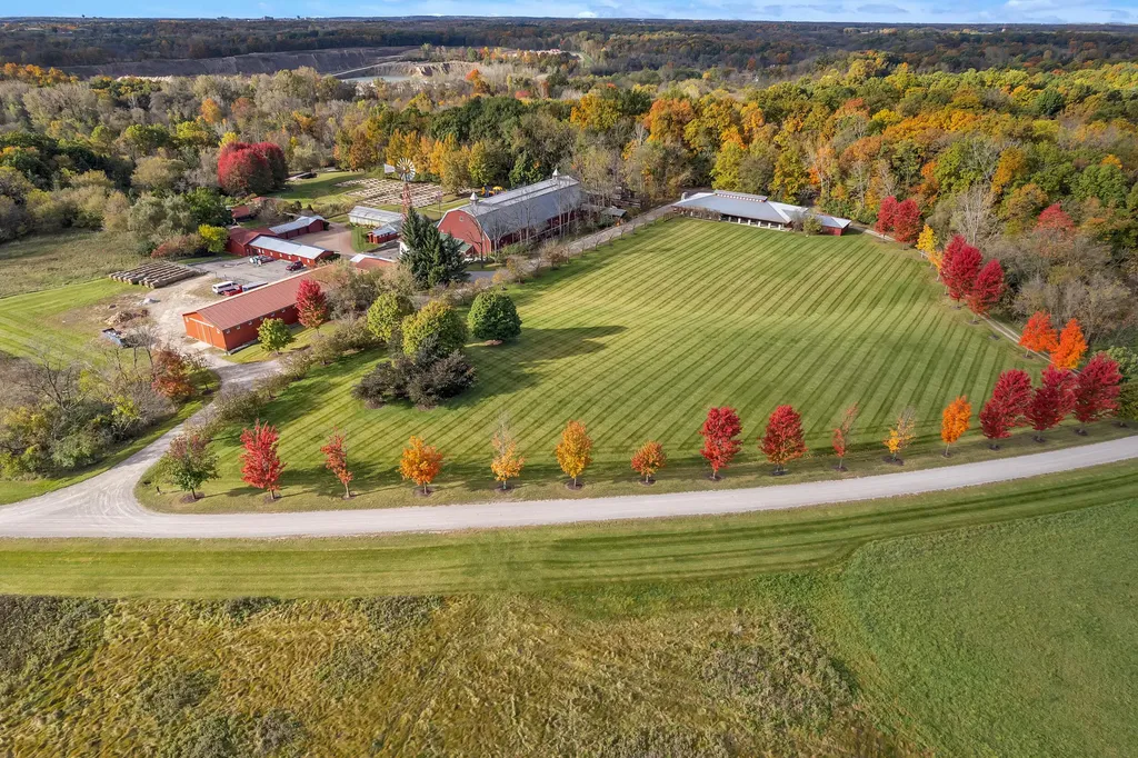 5200 Turtle Point Drive Northfield Township MI 48105