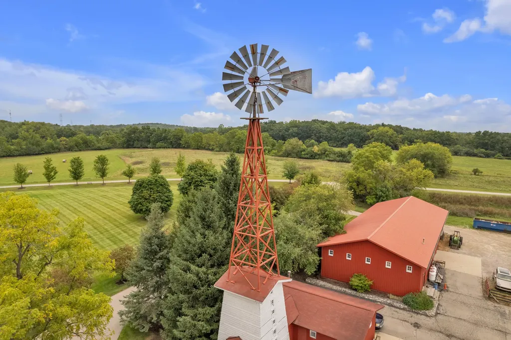5200 Turtle Point Drive Northfield Township MI 48105