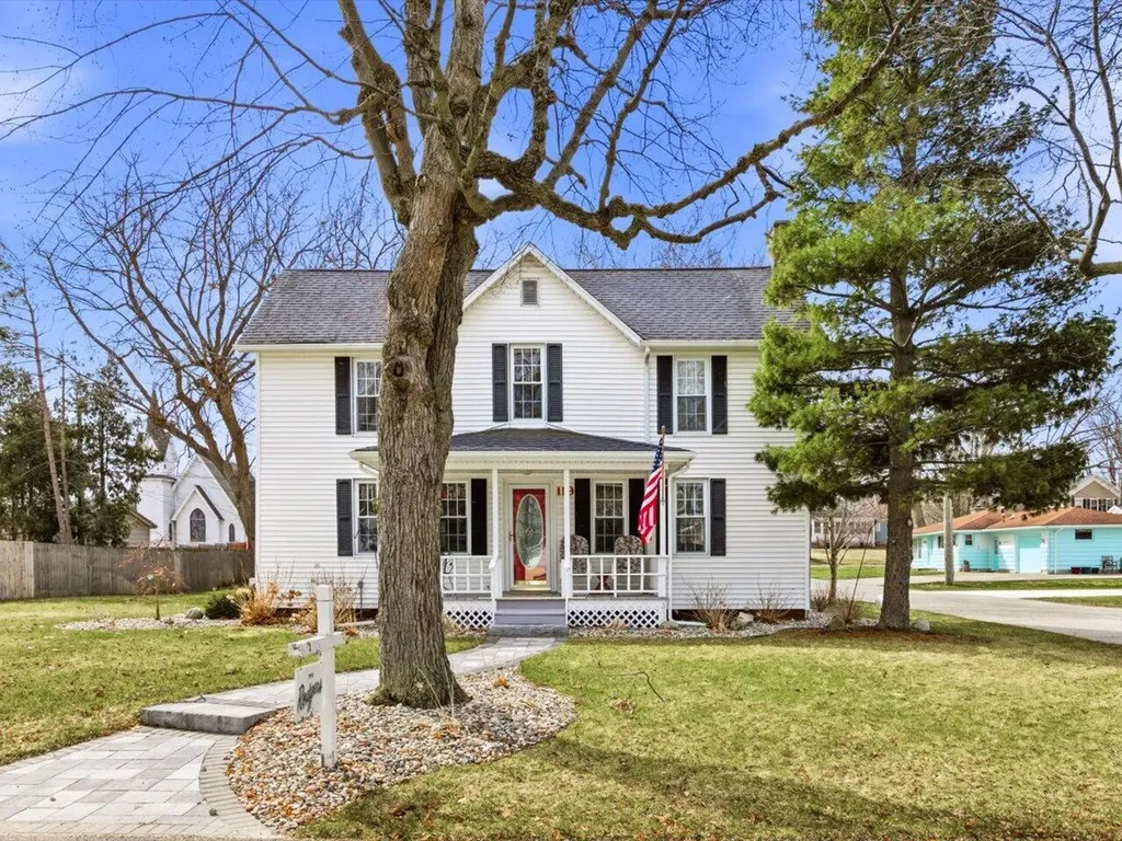 119 Union Street Port Austin Township MI 48467