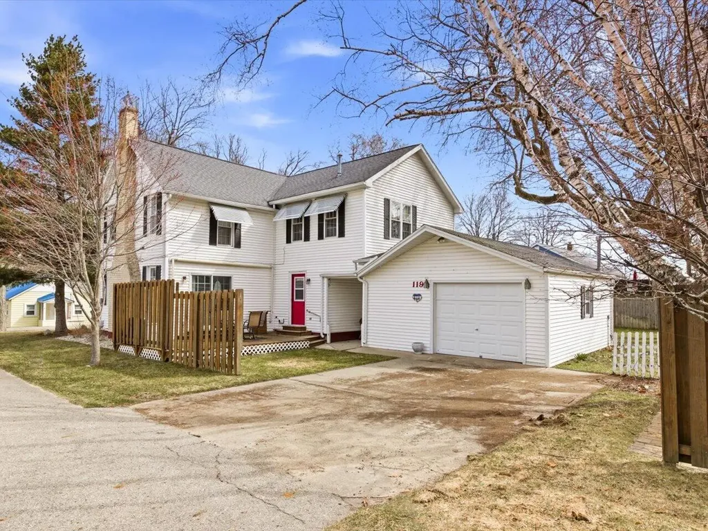 119 Union Street Port Austin Township MI 48467