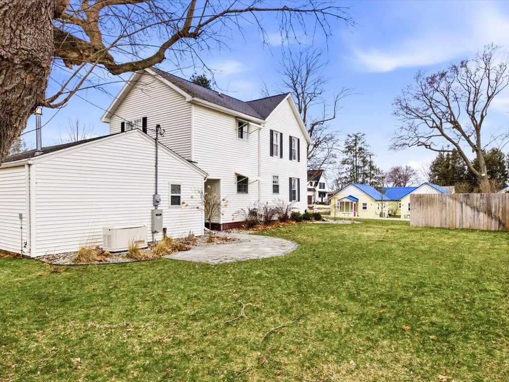 119 Union Street Port Austin Township MI 48467