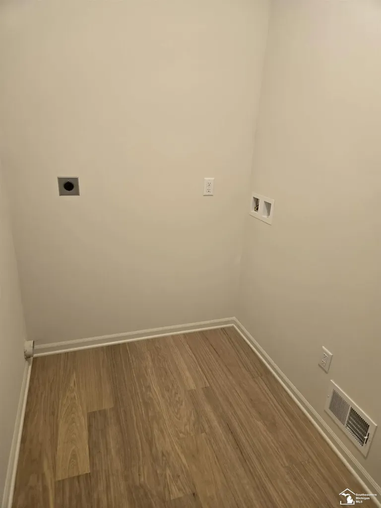 807 Plum Village Drive Raisinville Township MI 48161