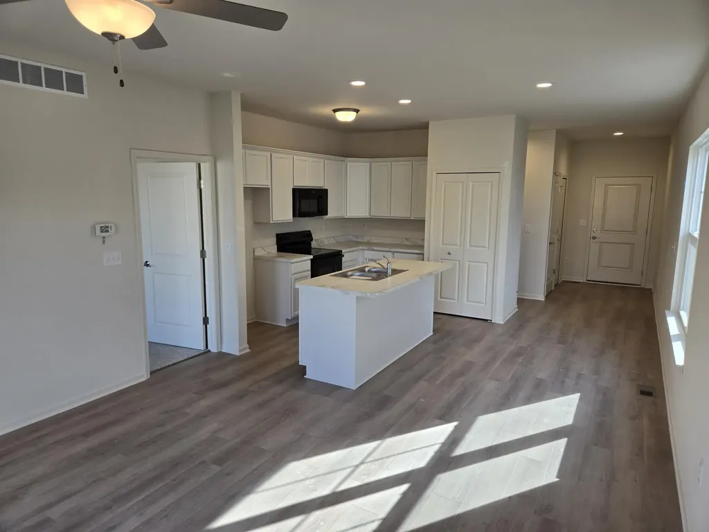 4270 Plum Village Circle Raisinville Township MI 48161