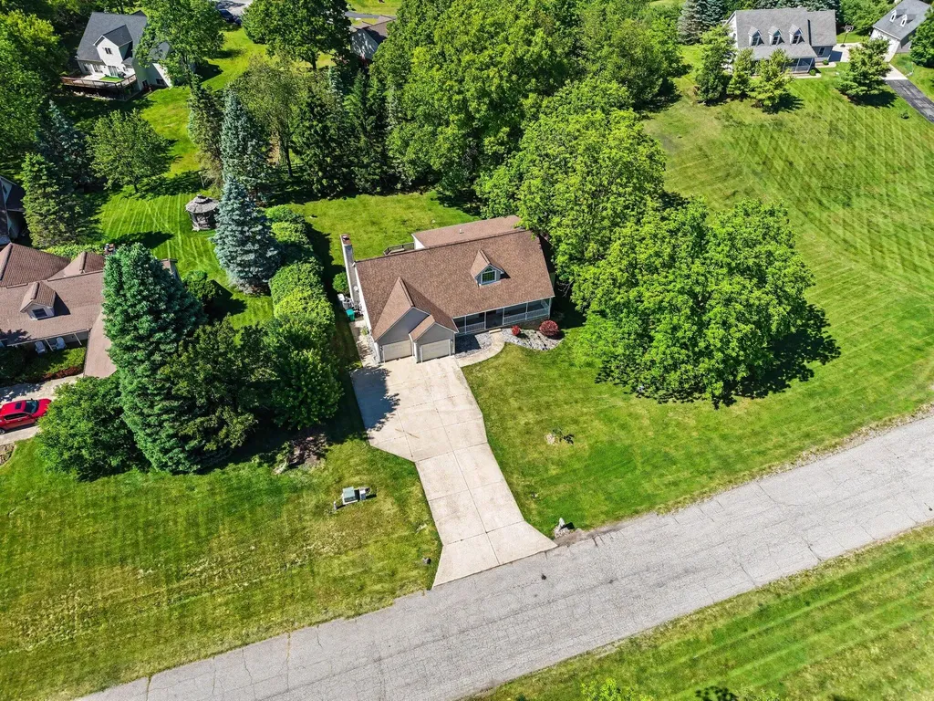 13574 Orchard Court Dexter Township MI 48118