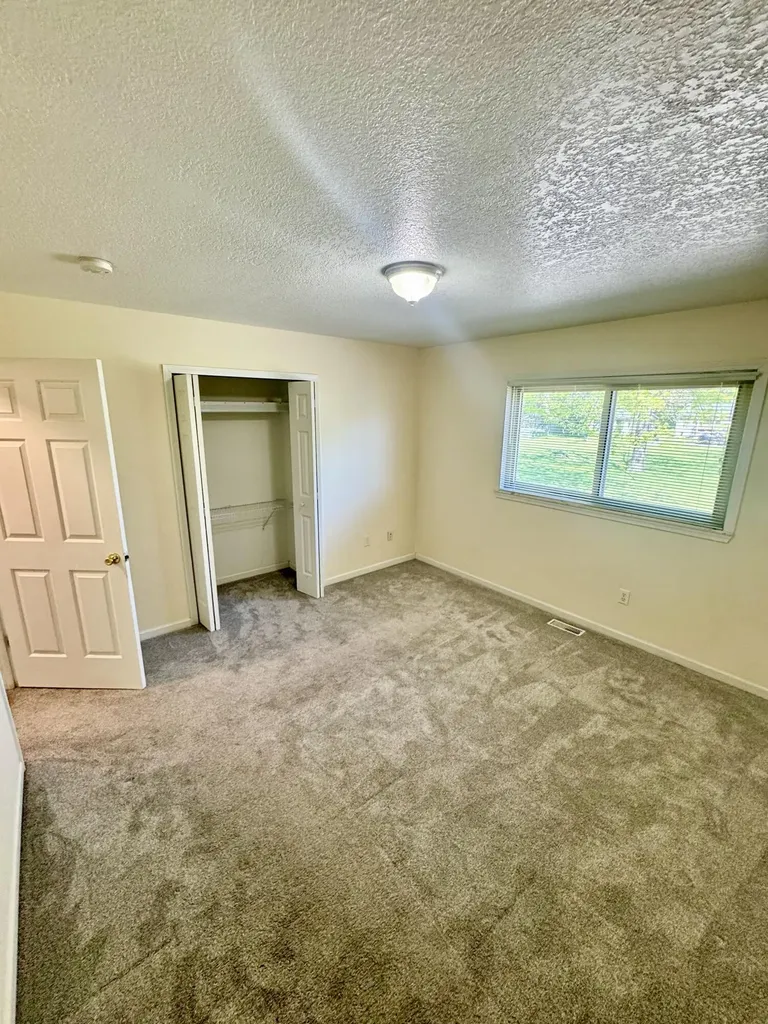 15338 Flanders Street Southgate City MI 48195