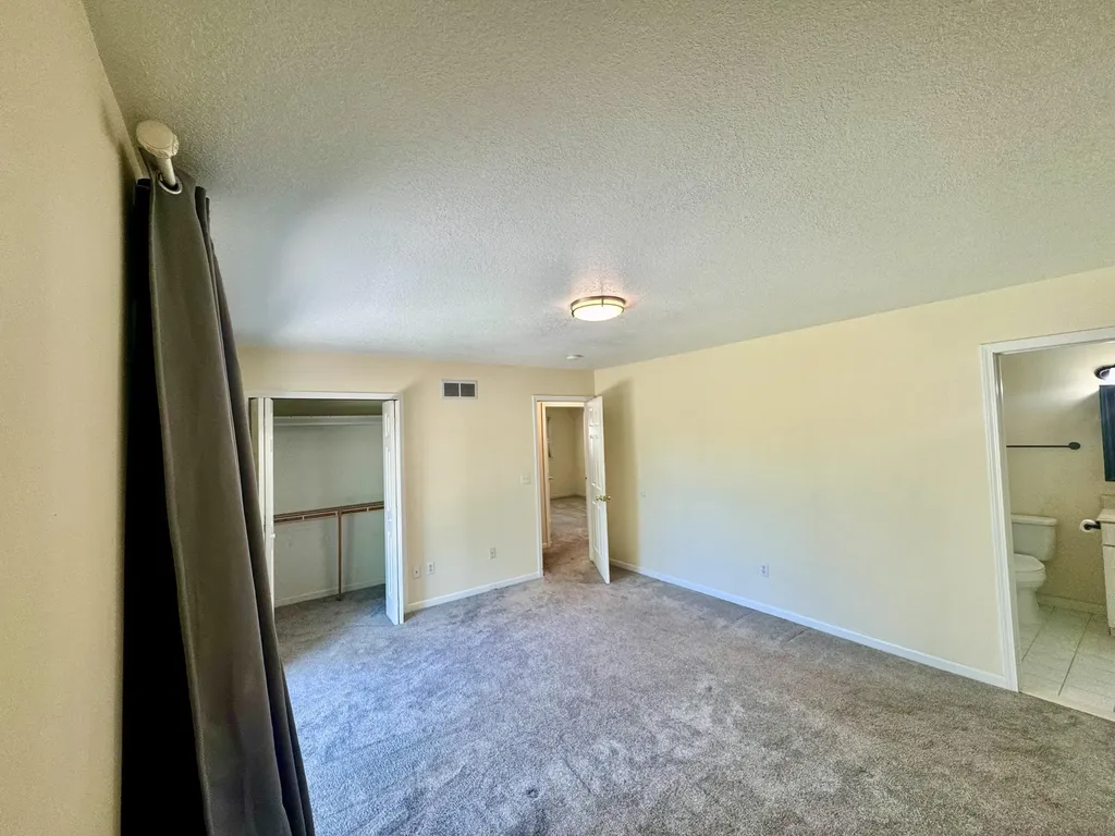15338 Flanders Street Southgate City MI 48195