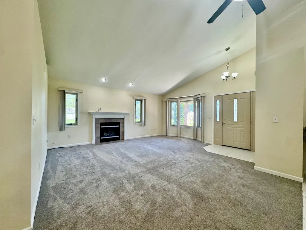 15338 Flanders Street Southgate City MI 48195