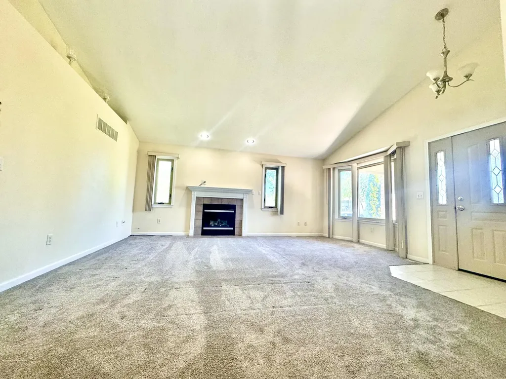 15338 Flanders Street Southgate City MI 48195