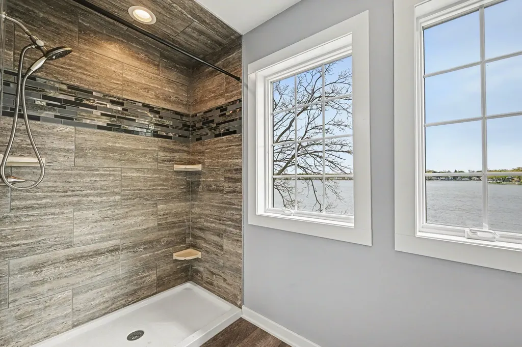2382 Jackson Boulevard Highland Charter Township MI 48356