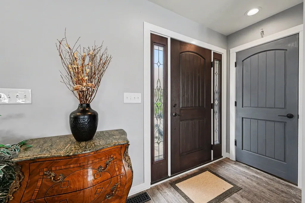 2382 Jackson Boulevard Highland Charter Township MI 48356