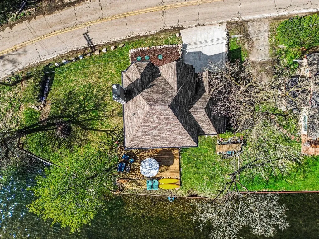 2382 Jackson Boulevard Highland Charter Township MI 48356