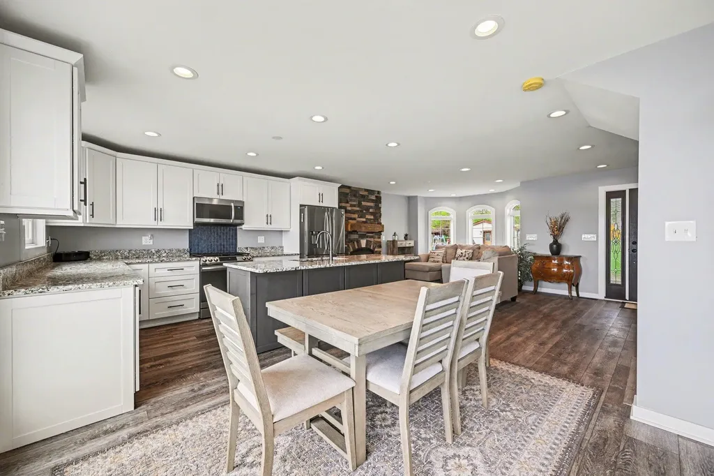 2382 Jackson Boulevard Highland Charter Township MI 48356