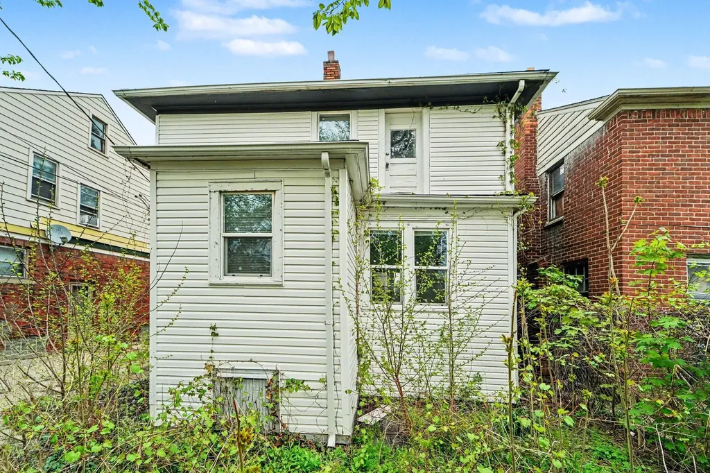 16247 Washburn Street Detroit City MI 48221