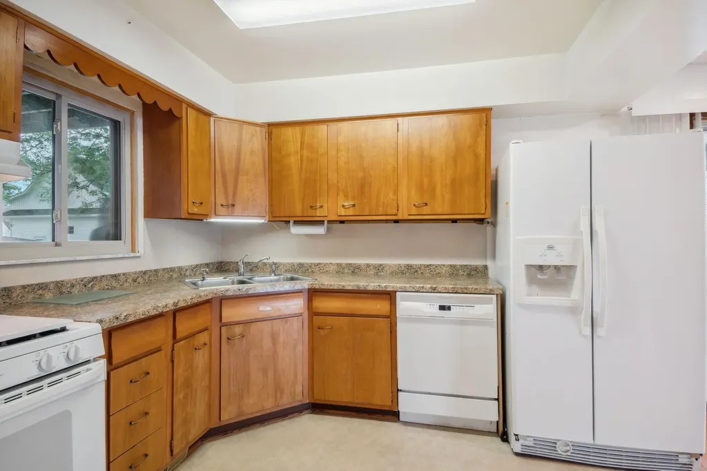 2973 Round Lake Highway Rollin Township MI 49253