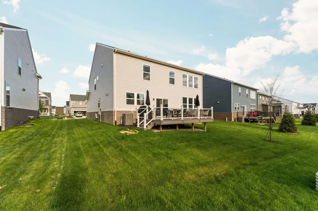 837 Kuss Drive Saline City MI 48176