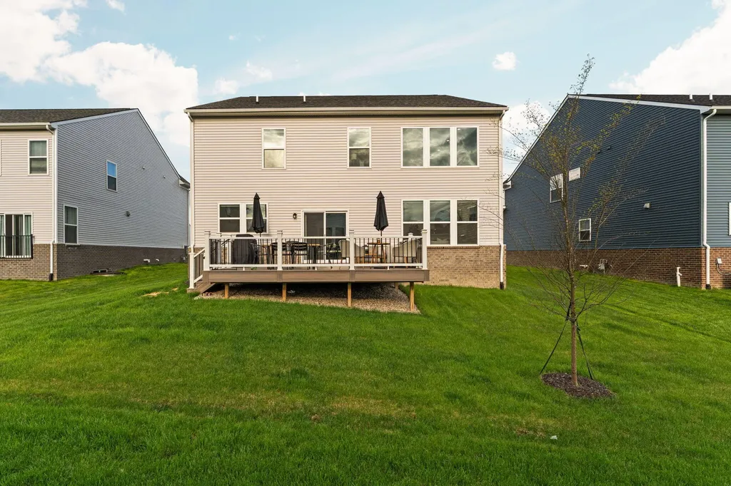 837 Kuss Drive Saline City MI 48176