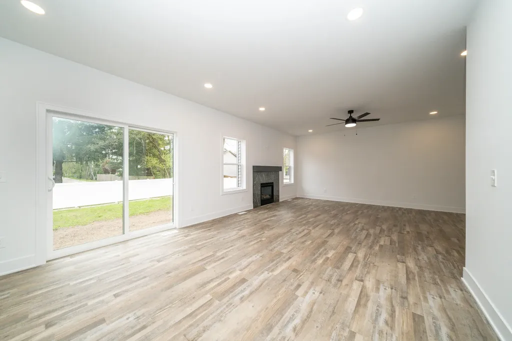 11200 Tremont Lane Plymouth Charter Township MI 48170