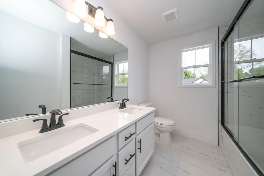 11200 Tremont Lane Plymouth Charter Township MI 48170