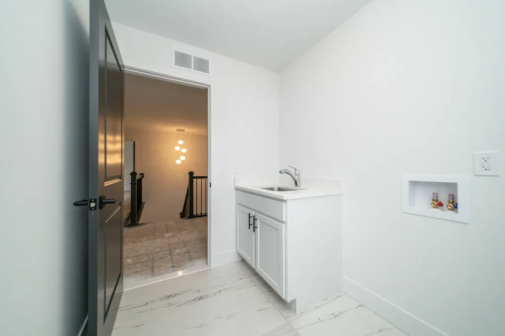 11200 Tremont Lane Plymouth Charter Township MI 48170