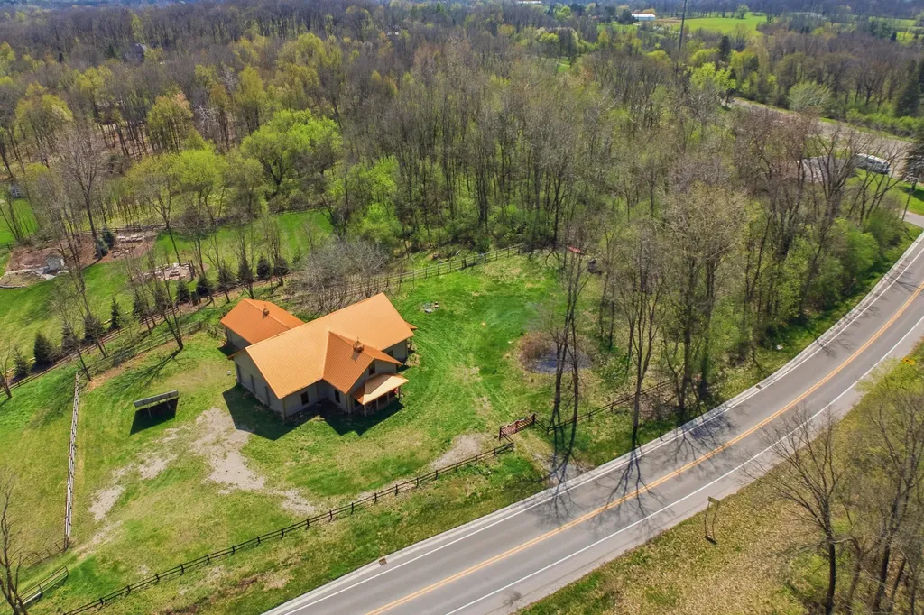 5832 Pontiac Trail Salem Township MI 48105