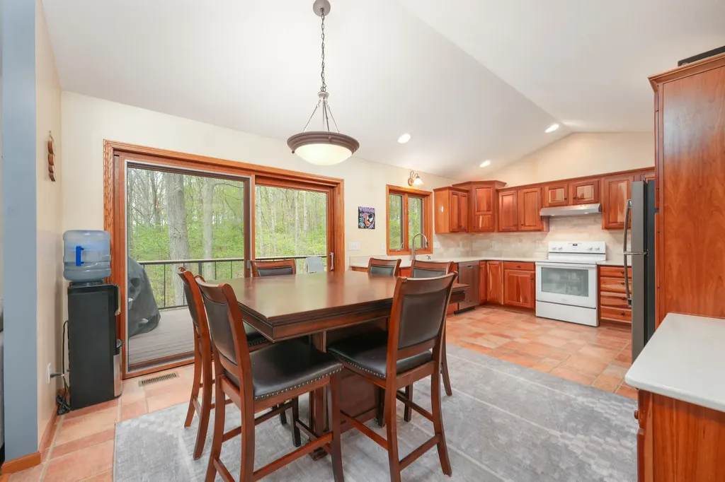 4482 Sutton ( Oak Ridge Dr ) Road Raisin Township MI 49229