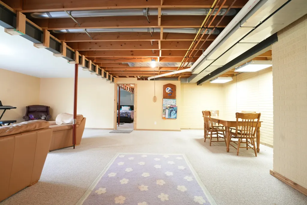 4482 Sutton ( Oak Ridge Dr ) Road Raisin Township MI 49229