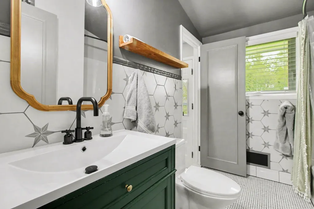 2702 Cranbrook Road Ann Arbor City MI 48104