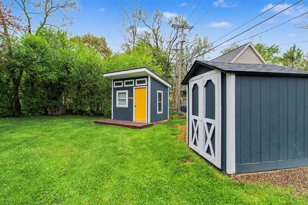 2702 Cranbrook Road Ann Arbor City MI 48104