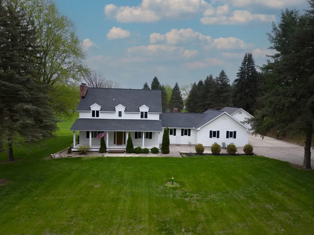 6121 Saline Waterworks Road Lodi Township MI 48176