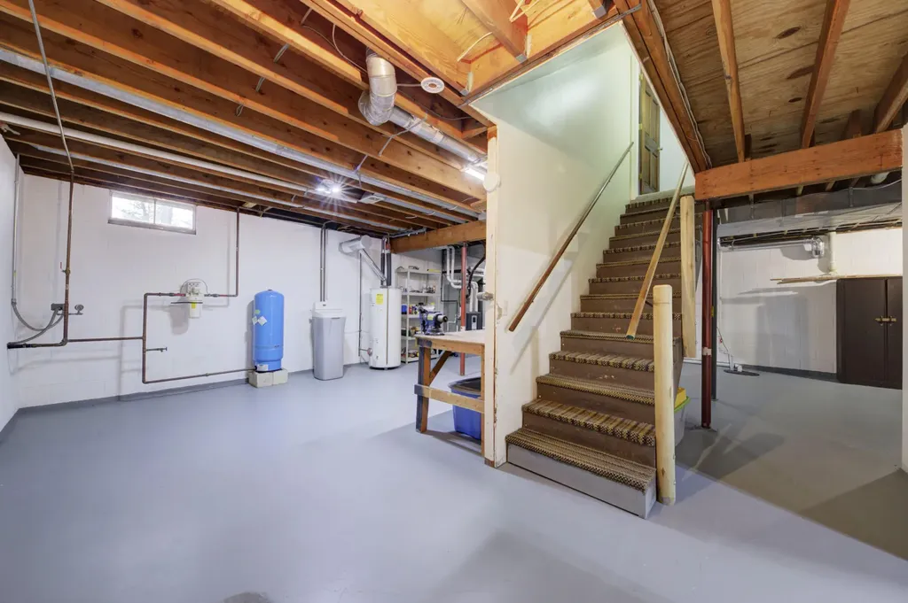 6121 Saline Waterworks Road Lodi Township MI 48176