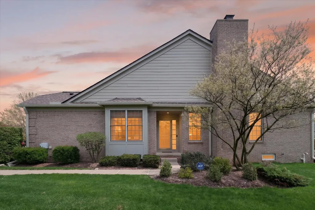 44543 Birchwood Court Northville Township MI 48168