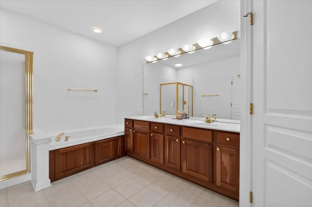 44543 Birchwood Court Northville Township MI 48168