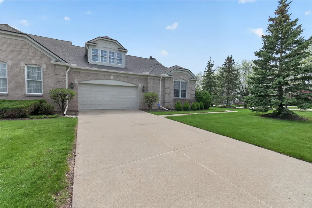 44543 Birchwood Court Northville Township MI 48168