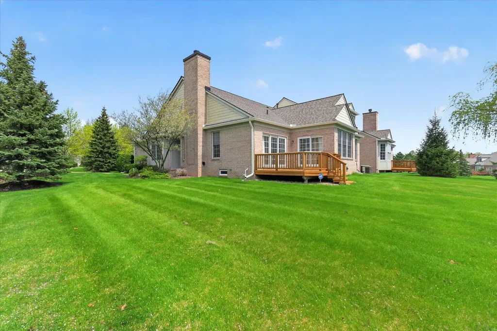 44543 Birchwood Court Northville Township MI 48168