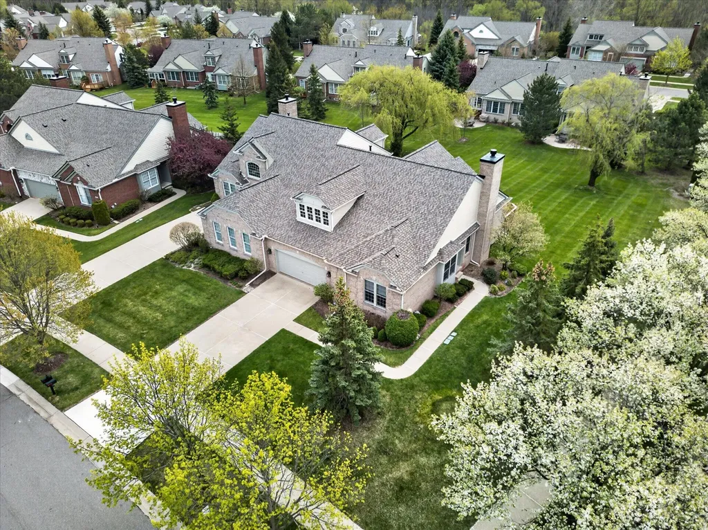44543 Birchwood Court Northville Township MI 48168