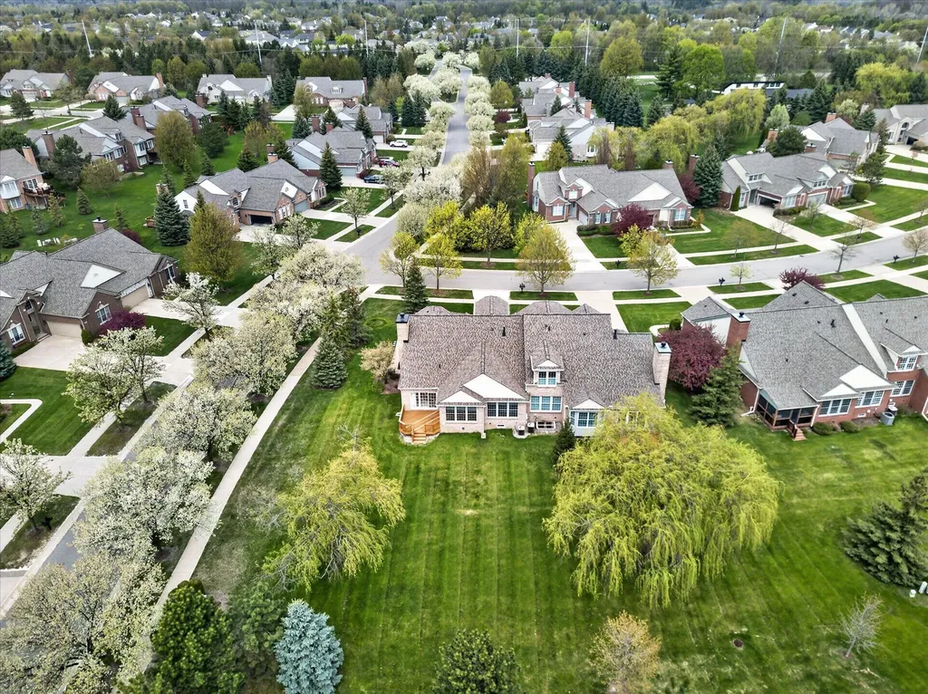 44543 Birchwood Court Northville Township MI 48168