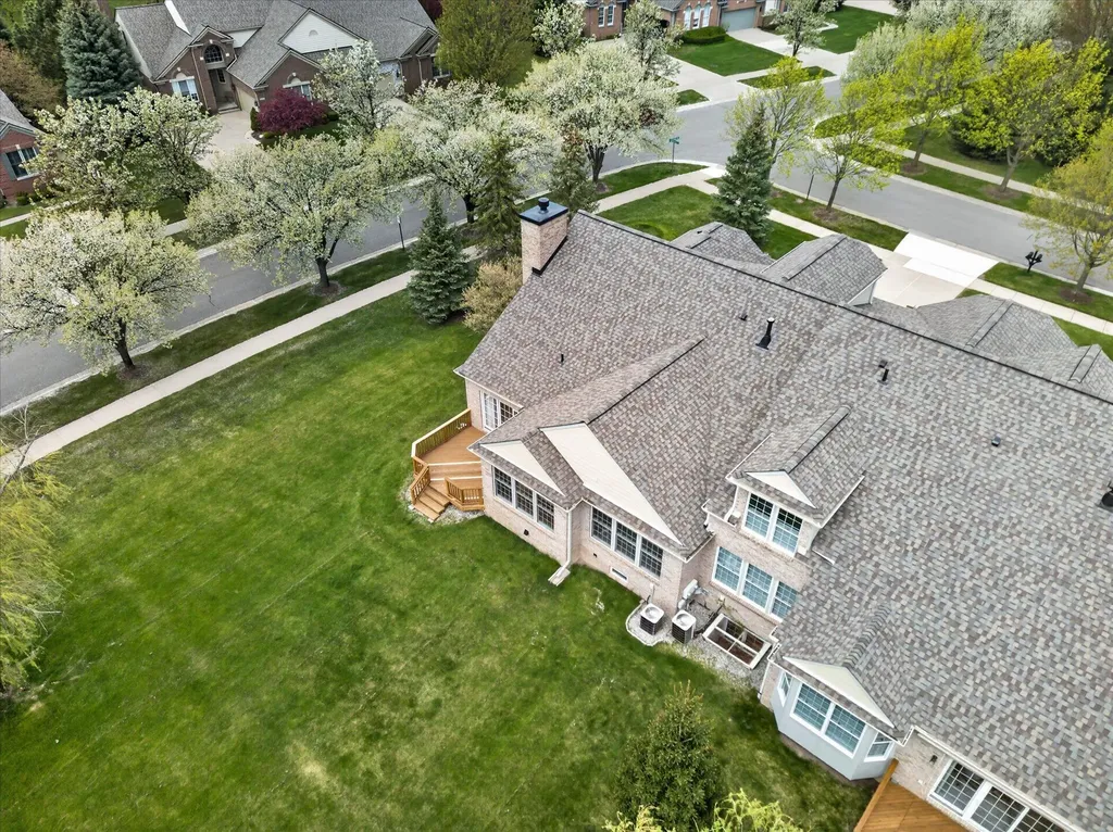 44543 Birchwood Court Northville Township MI 48168