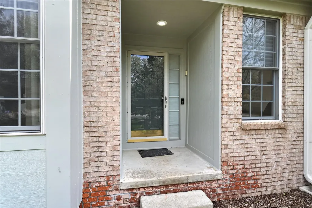 44543 Birchwood Court Northville Township MI 48168
