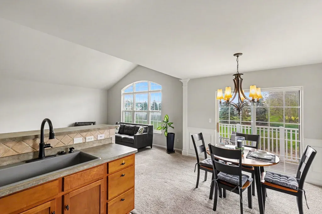 4324 Hampton Ridge Boulevard Genoa Township MI 48843