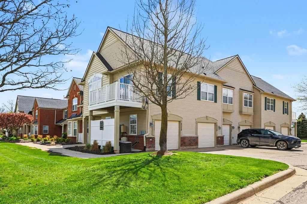 4324 Hampton Ridge Boulevard Genoa Township MI 48843