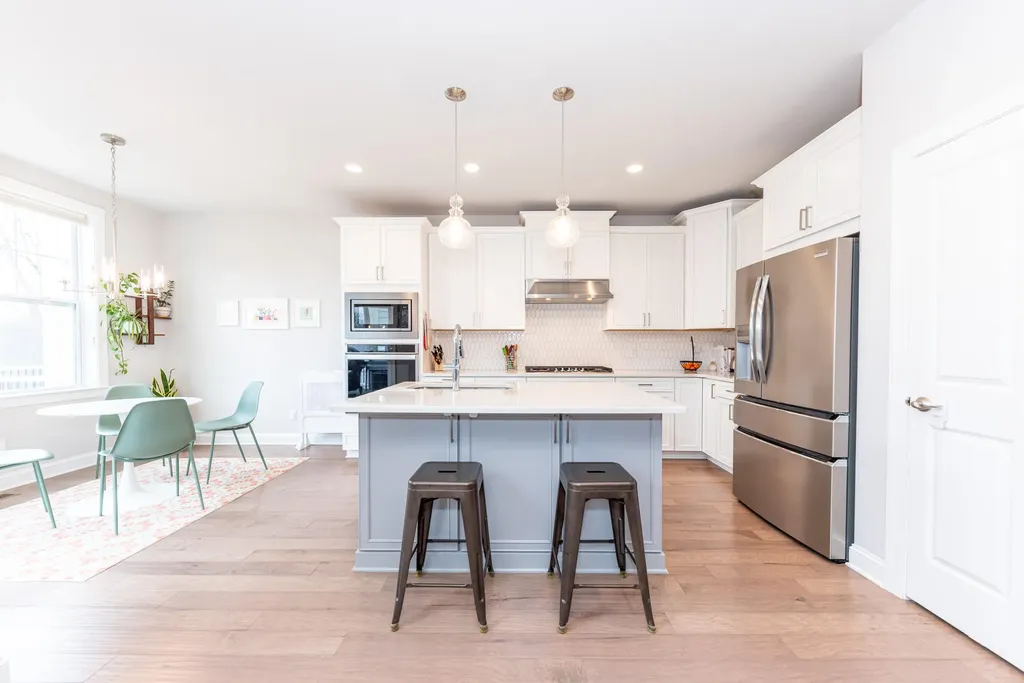 3370 Roseford Boulevard Ann Arbor City MI 48105