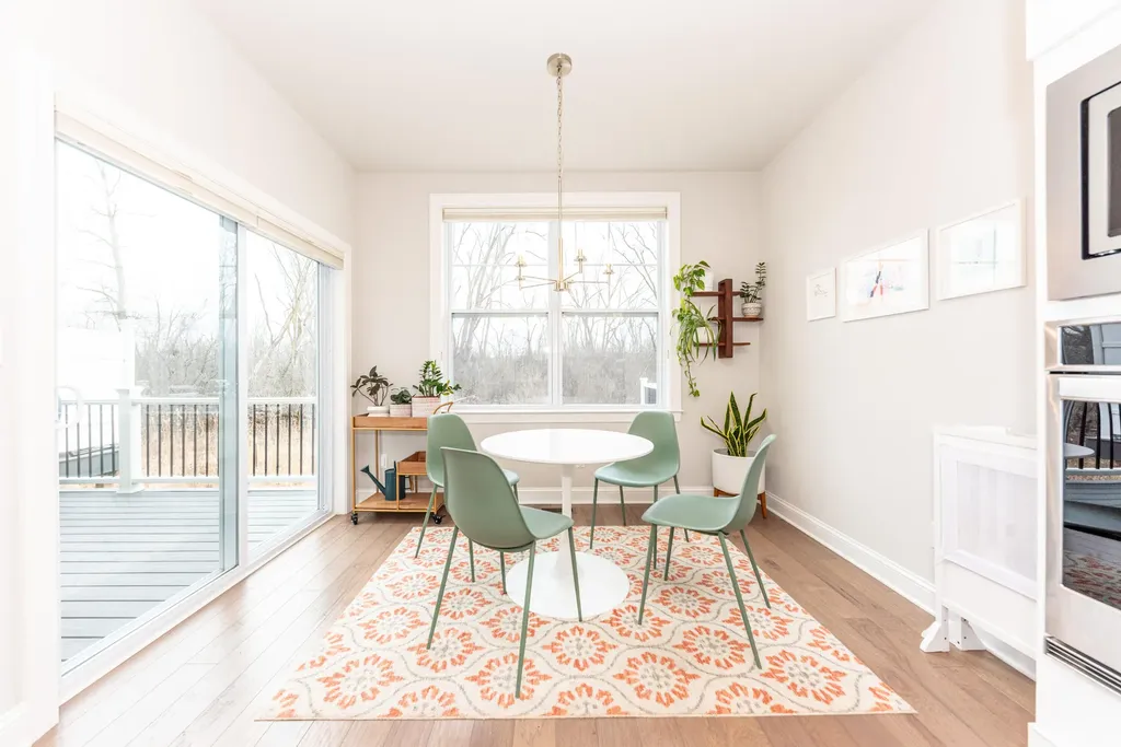 3370 Roseford Boulevard Ann Arbor City MI 48105