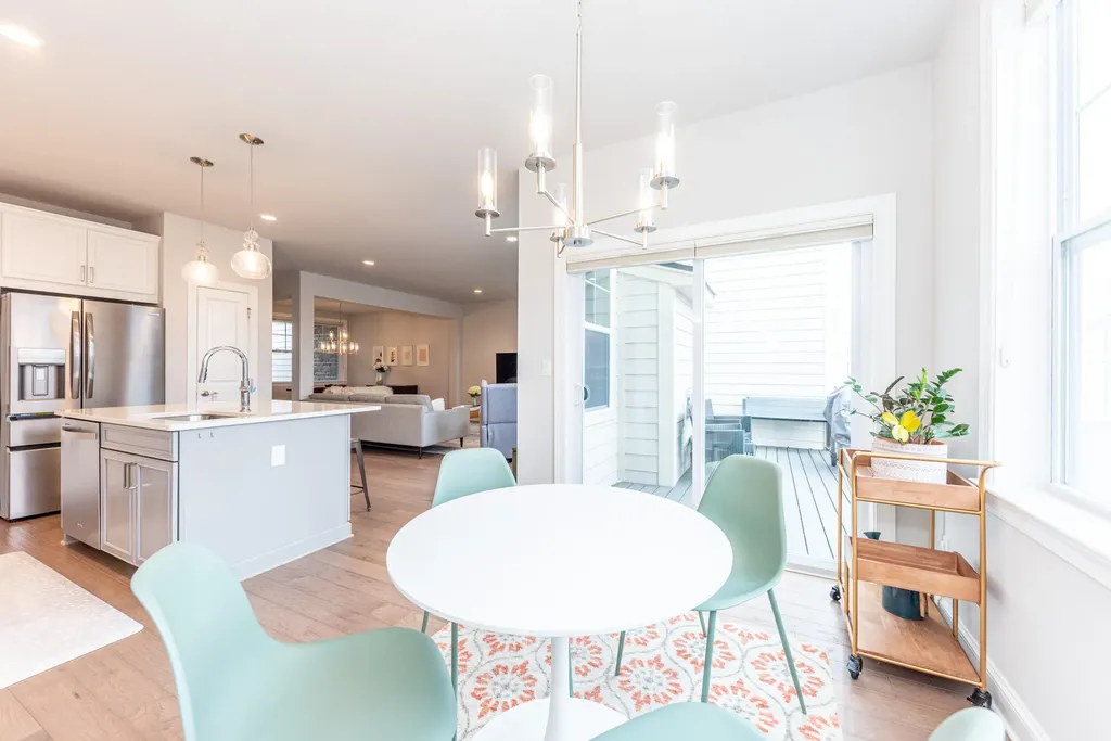3370 Roseford Boulevard Ann Arbor City MI 48105