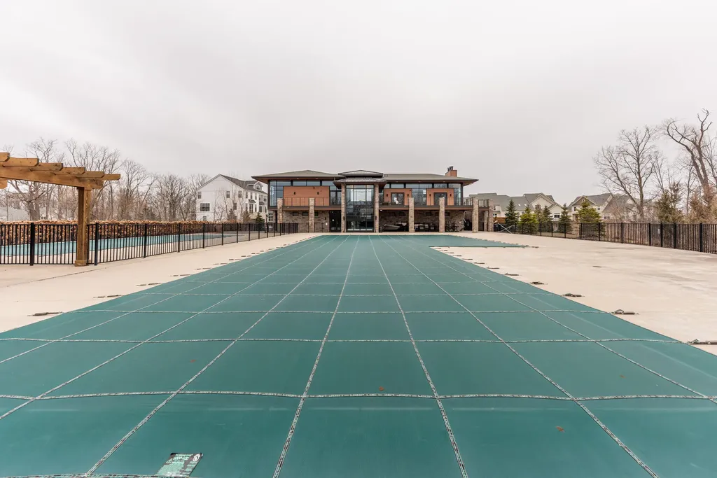 3370 Roseford Boulevard Ann Arbor City MI 48105