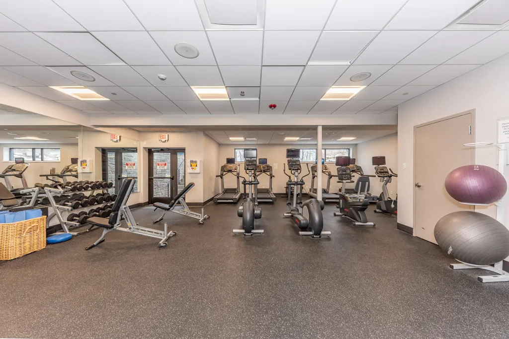 3370 Roseford Boulevard Ann Arbor City MI 48105