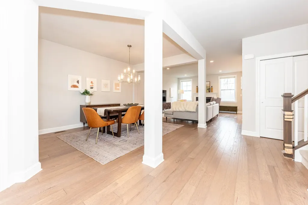 3370 Roseford Boulevard Ann Arbor City MI 48105