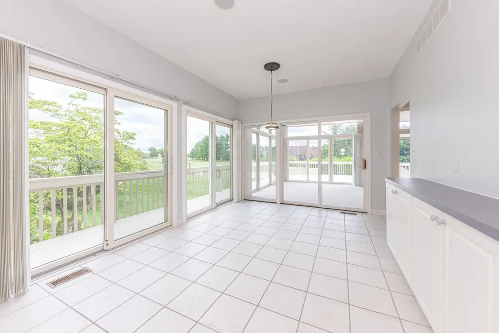 1989 Stonebridge Drive N Pittsfield Charter Township MI 48108