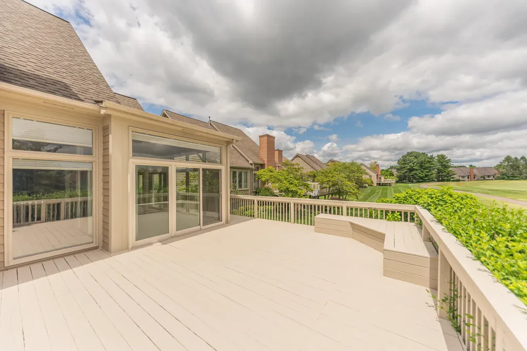 1989 Stonebridge Drive N Pittsfield Charter Township MI 48108