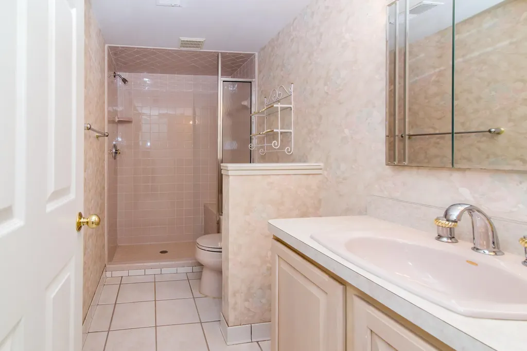 1989 Stonebridge Drive N Pittsfield Charter Township MI 48108