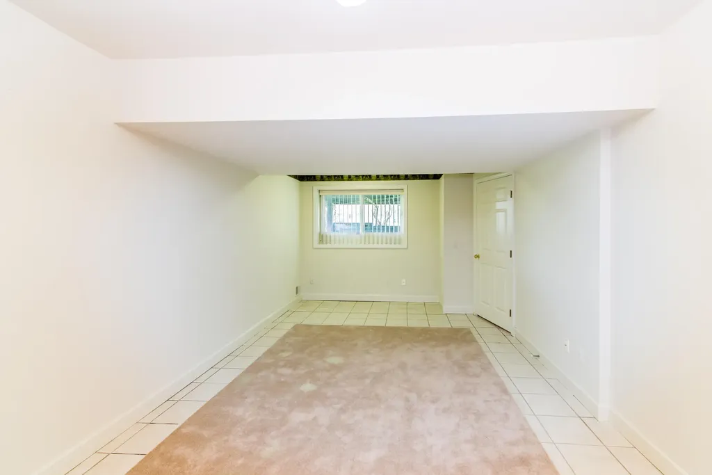 1989 Stonebridge Drive N Pittsfield Charter Township MI 48108